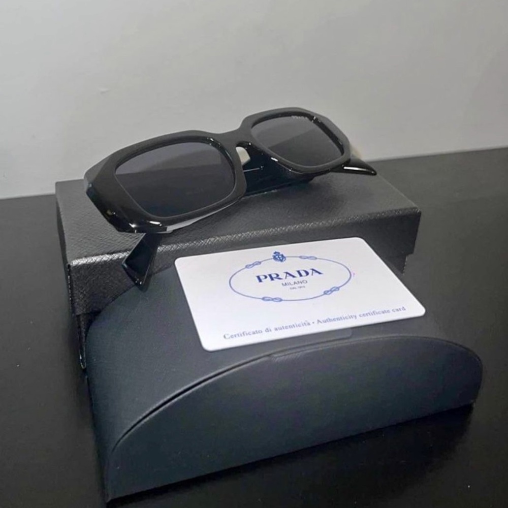 PRADA PR 17WS sunglasses